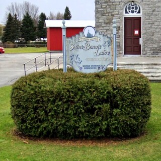 Eglise de Saint-Benoit-Labre - Wendover, Ontario