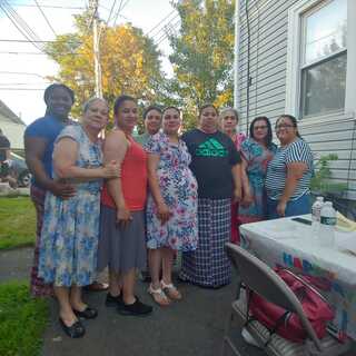 Iglesia Pentecostal centro de vida - Everett, Massachusetts