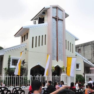 Holy Trinity Quasi Malabon City, Metro Manila