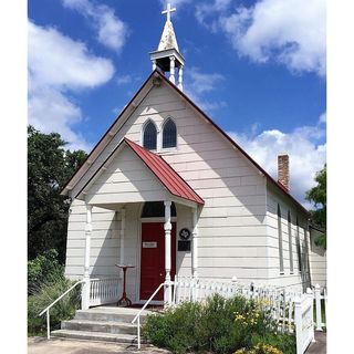 Church of the Ascension Montell, Texas