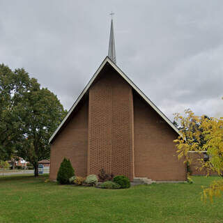 Fairmont United Church - from Fairway Ave