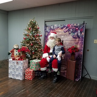 Santa's Visit - photo courtesy of Maxine Mooney