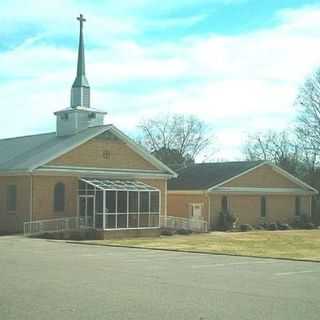 Trinity United Methodist Church - Paris, Tennessee