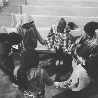 Young-people-praying_Montreal-Pointe-Claire_Wisdom-and-Life-Apostolic-Church-of-Jesus-Christ