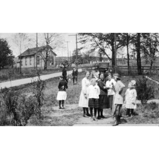 Blackburn United Methodist Church schoolyard (1920) - photo courtesy of Sewickley Valley Stories & More