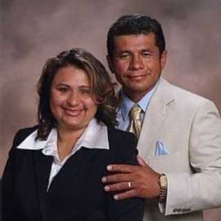 Senior Pastor Rev. Noel Ingrid Galindo