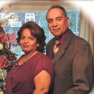 Senior Pastors Rev. Eliseo & Marta Aponte