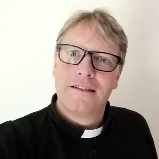 Revd Tim Starling