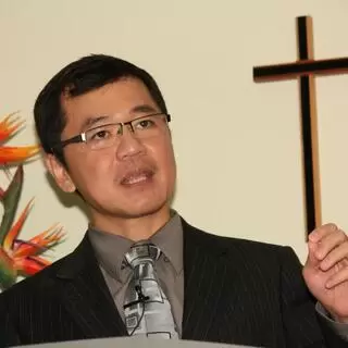 Senior Pastor/ Mục Sư quản Nhiệm Chu Thế Hiển