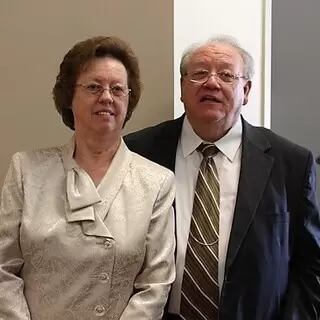 Pastor Howard and Sarah Steen