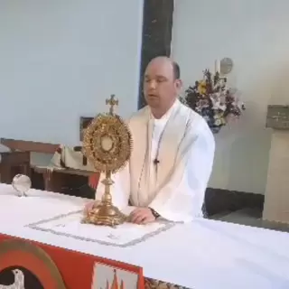 Fr. Dariusz Dawidowski