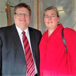 Pastor Harold and Sister Melissa Violet