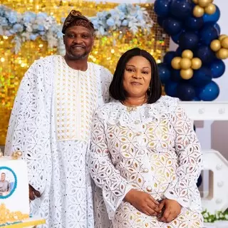 Pastor Oluwafemi & Adebisi Onikeku