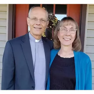 \Pastor Rob Davis with his wife, Trudy Davis